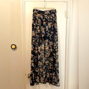 Leith Two Piece Floral Set-Size Small